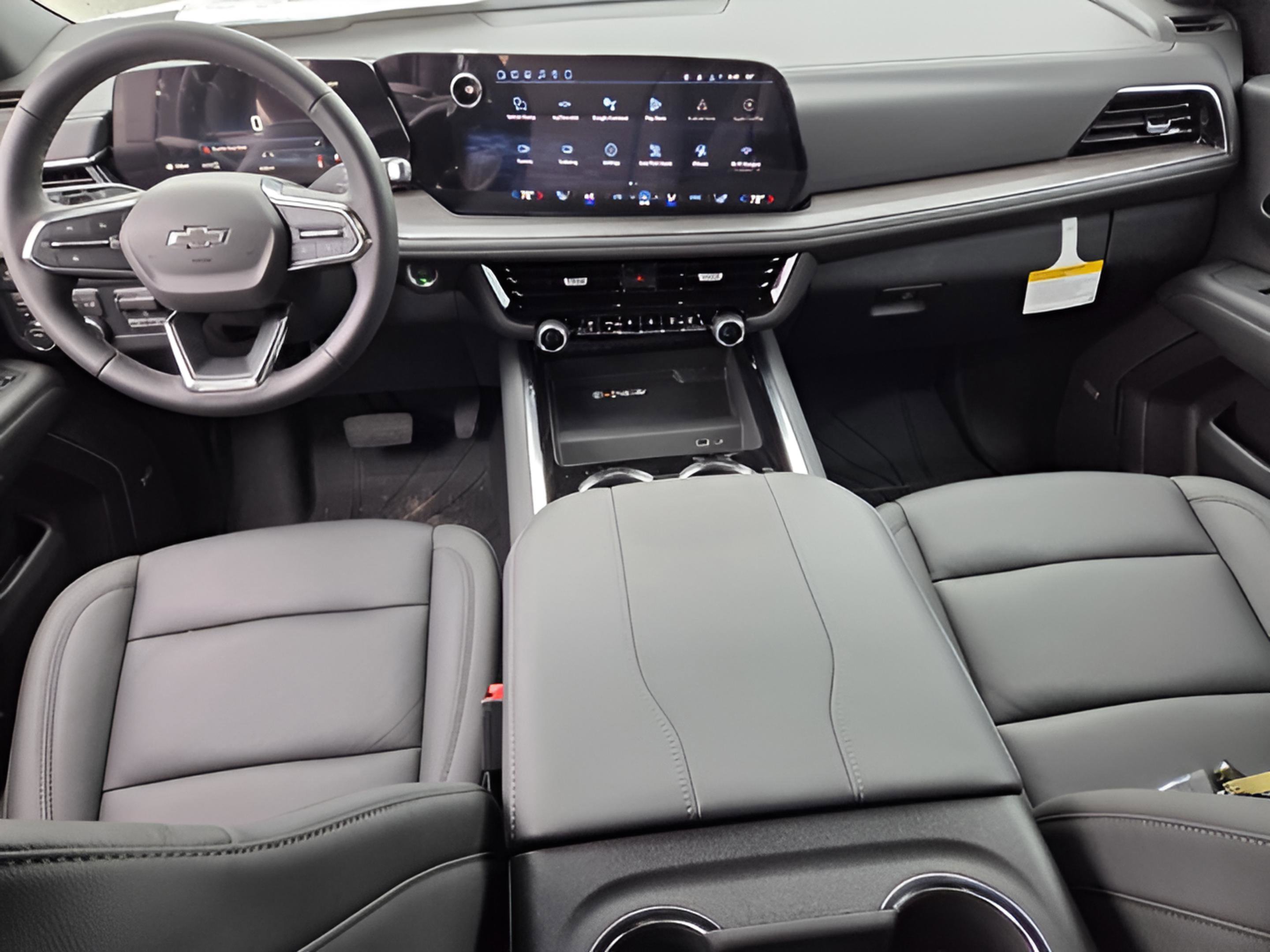 New 2026 Chevrolet Suburban Z71 w/ Comfort Package image 11