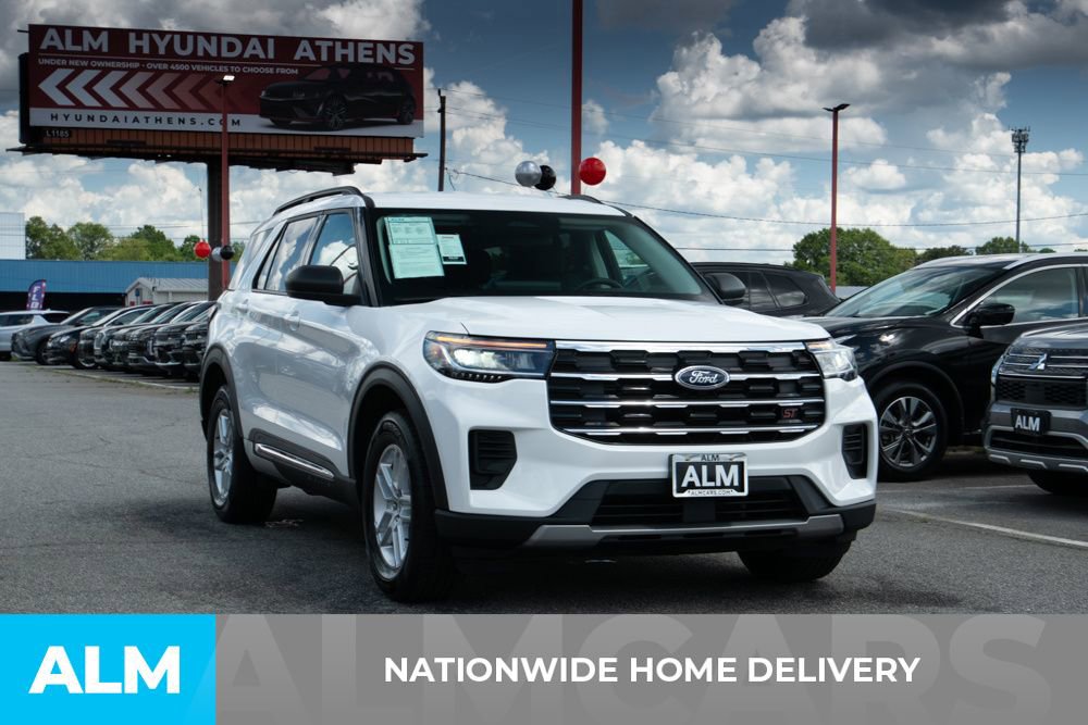 Used 2025 Ford Explorer Active image 5