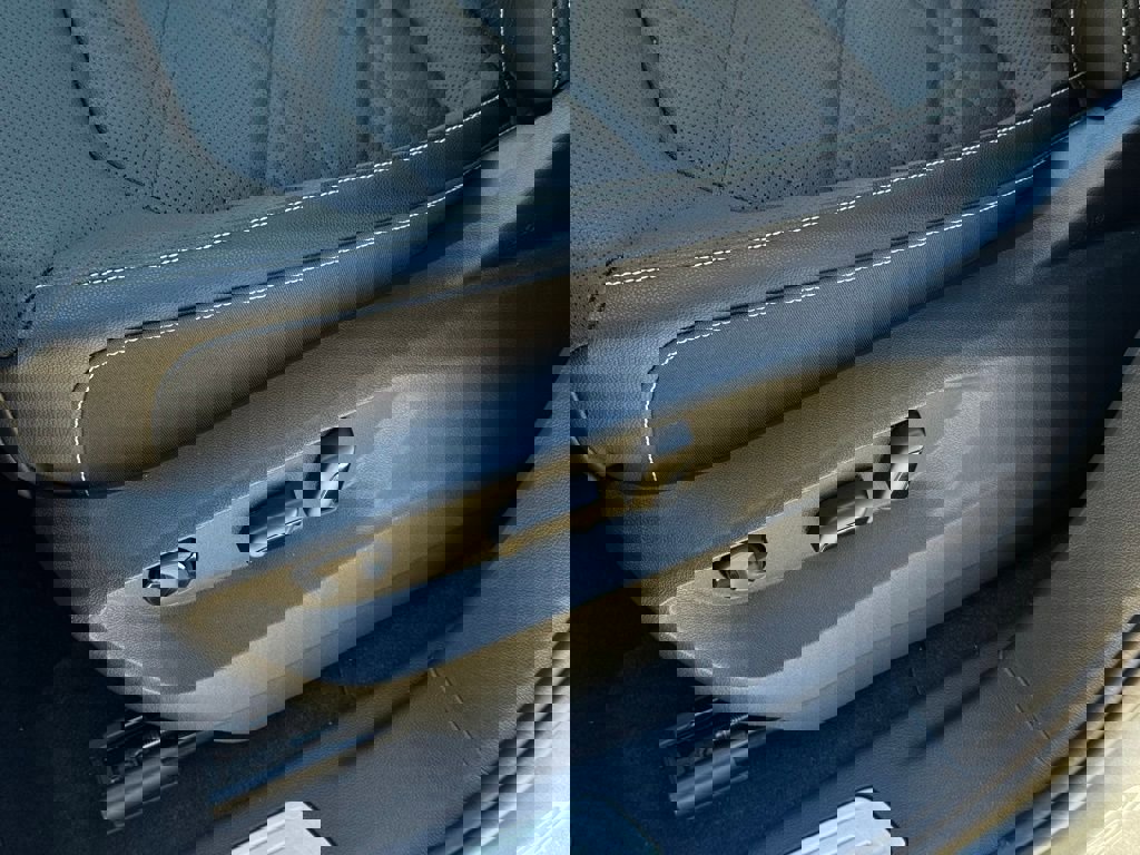 New 2026 Volkswagen Atlas SE image 18