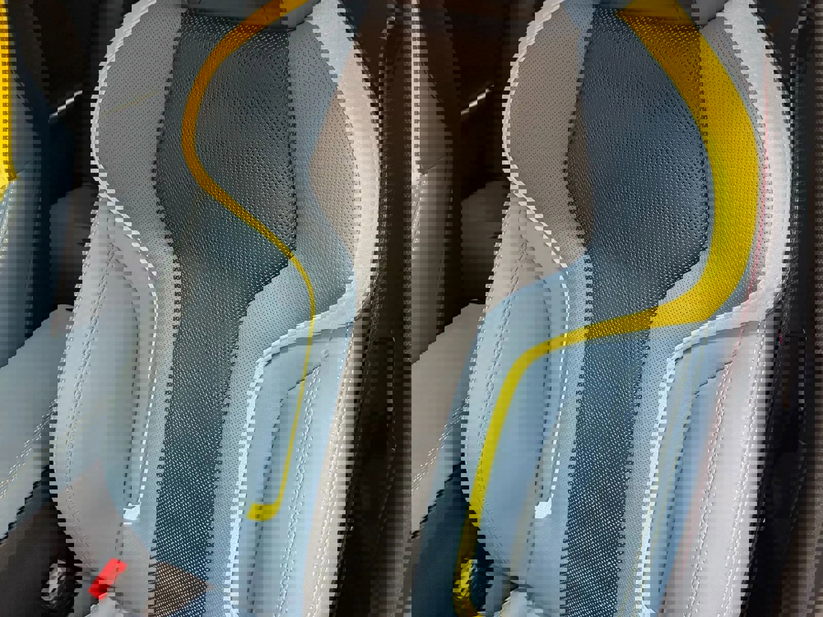 Used 2024 BMW M3 Competition image 33