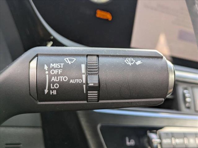 Certified 2024 Lexus ES 350 w/ Premium Package image 10