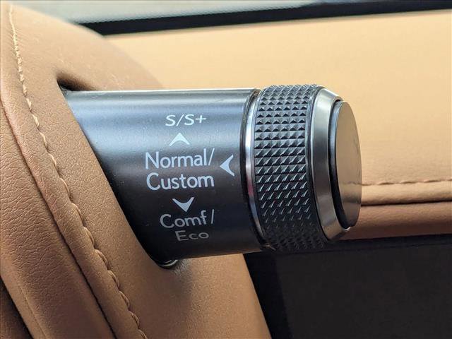 Used 2018 Lexus LC 500 Coupe w/ Performance Package image 12