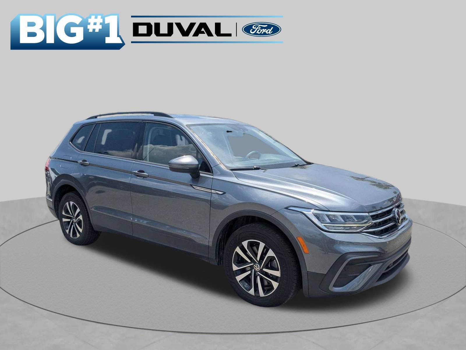 Used 2023 Volkswagen Tiguan S FWD image 2