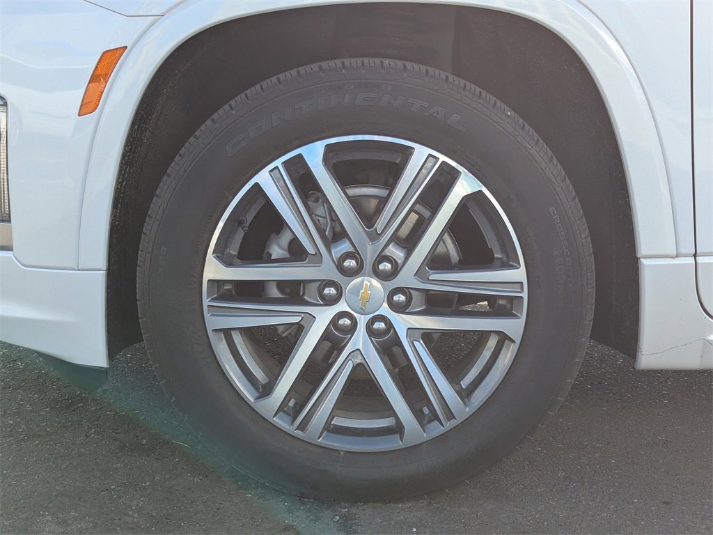 Used 2023 Chevrolet Traverse High Country w/ LPO, 'HIT The Road' Package image 51