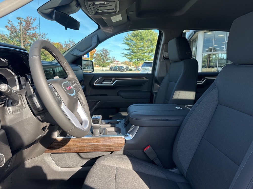 New 2026 GMC Sierra 1500 Elevation image 15
