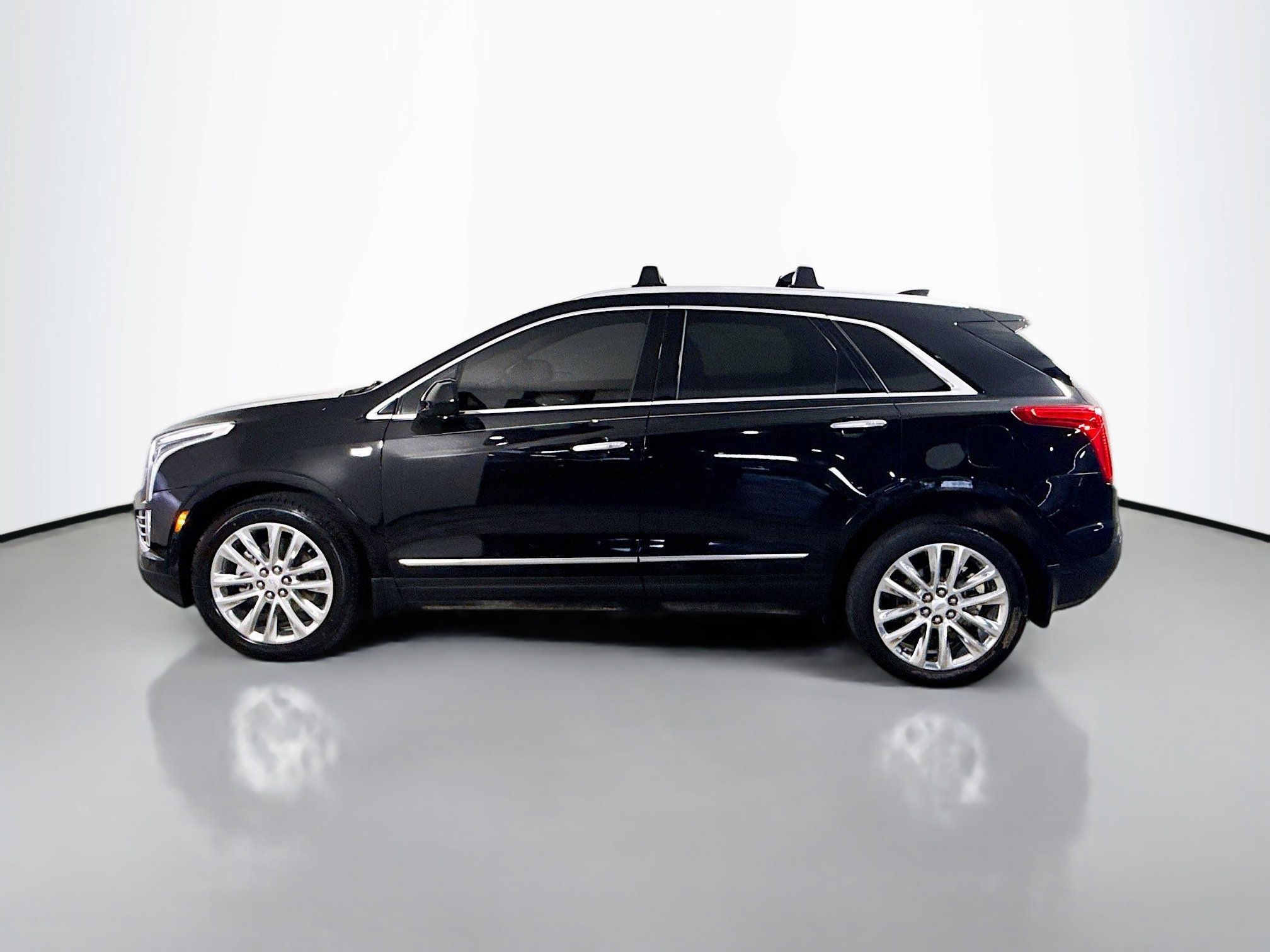 Used 2017 Cadillac XT5 Platinum image 6