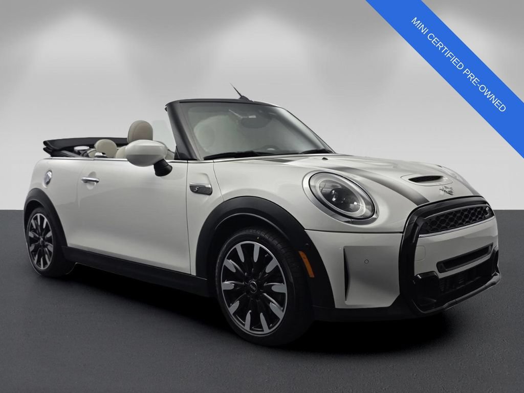 Used 2024 MINI Cooper S FWD image 1