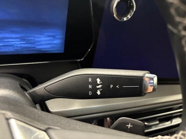 Used 2026 Chevrolet Traverse LT FWD image 37