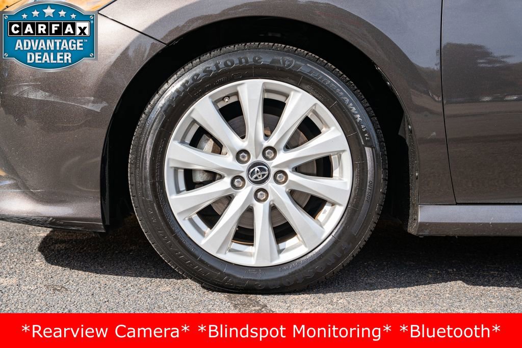 Used 2018 Toyota Camry LE image 11