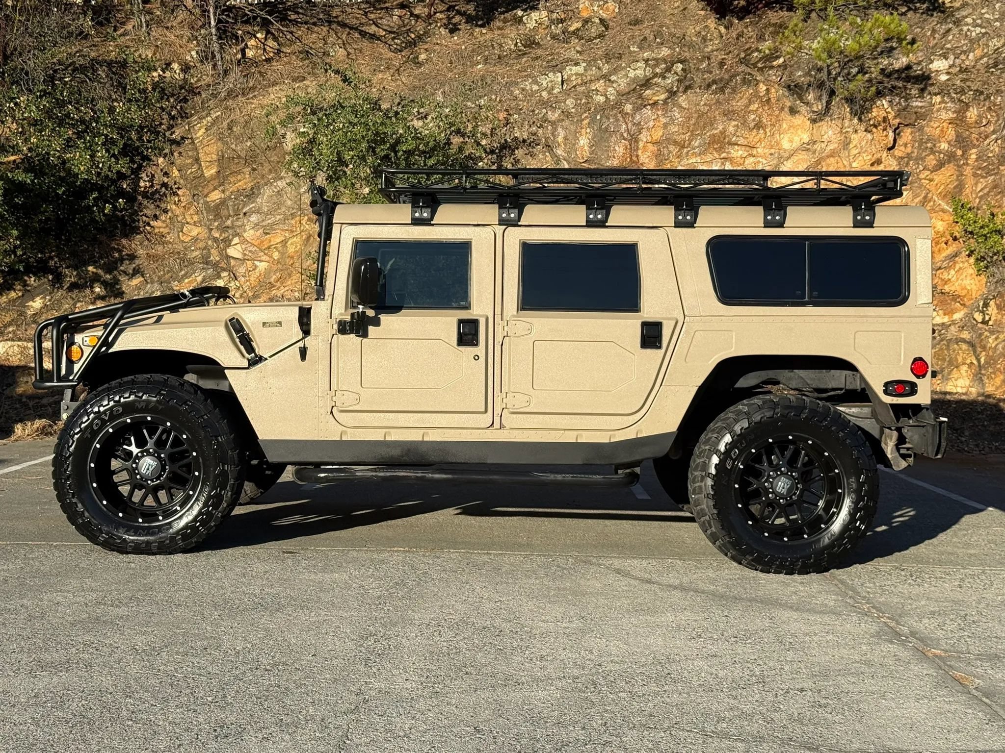 Used 1997 HUMMER H1 4-Door Wagon AWD/4WD image 2