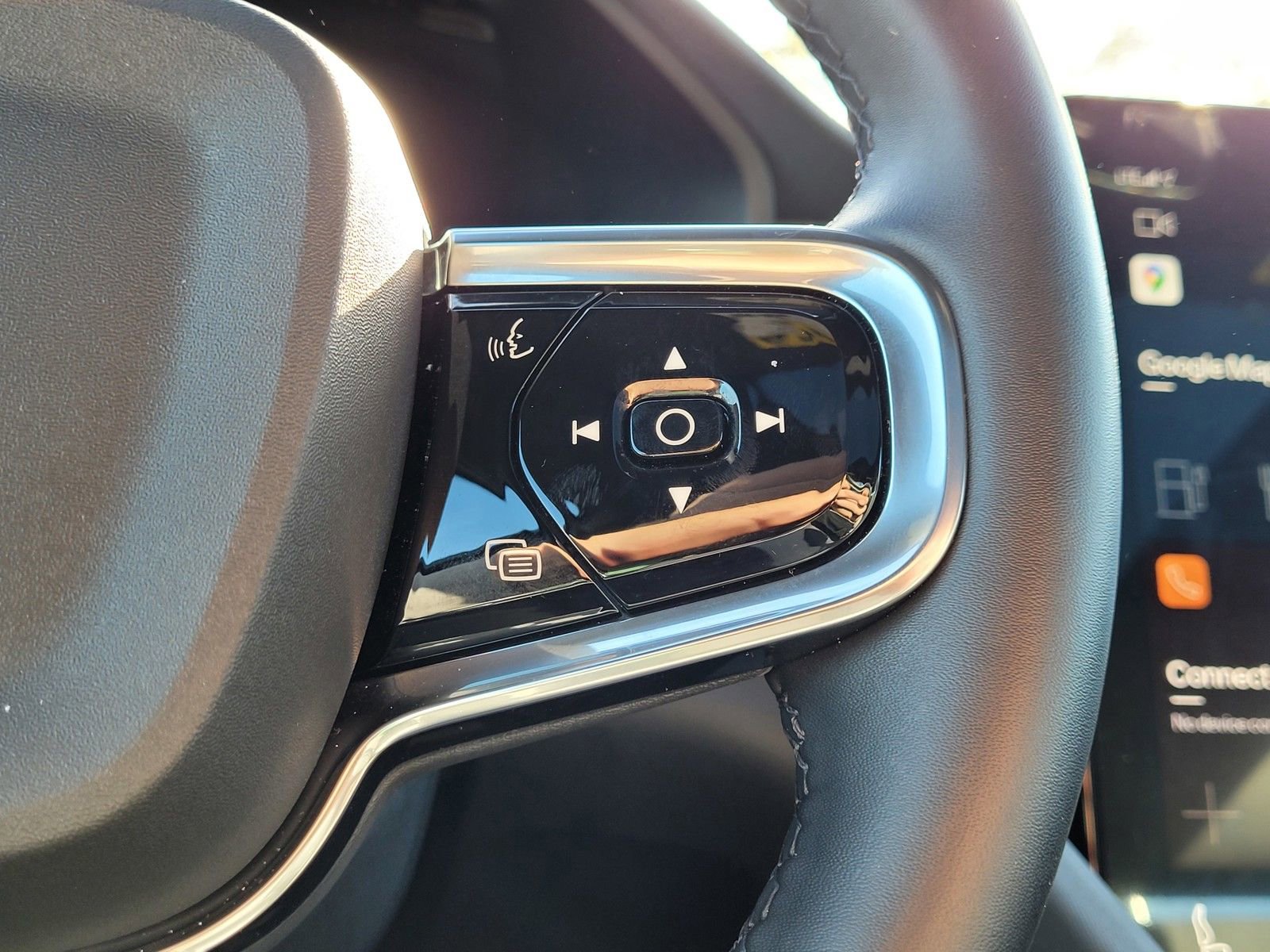 Used 2023 Polestar Polestar 2 w/ Pilot Pack image 19