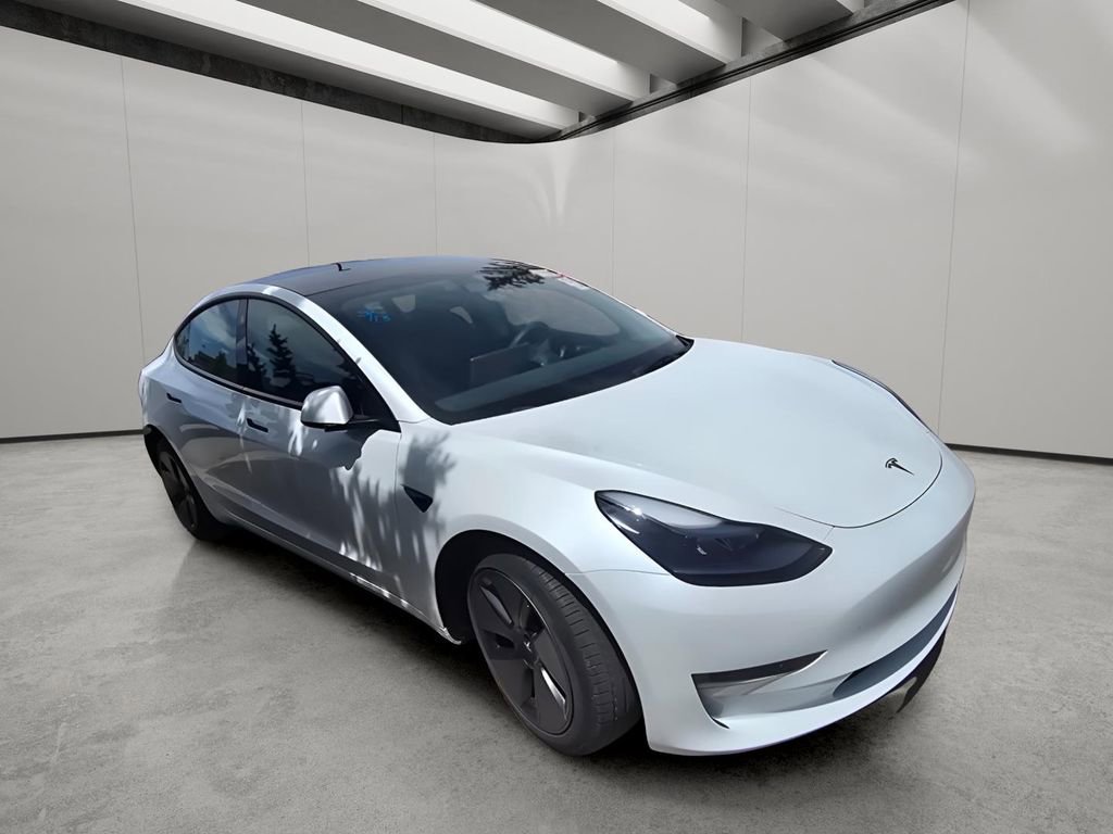 Used 2023 Tesla Model 3 Standard Range RWD image 15