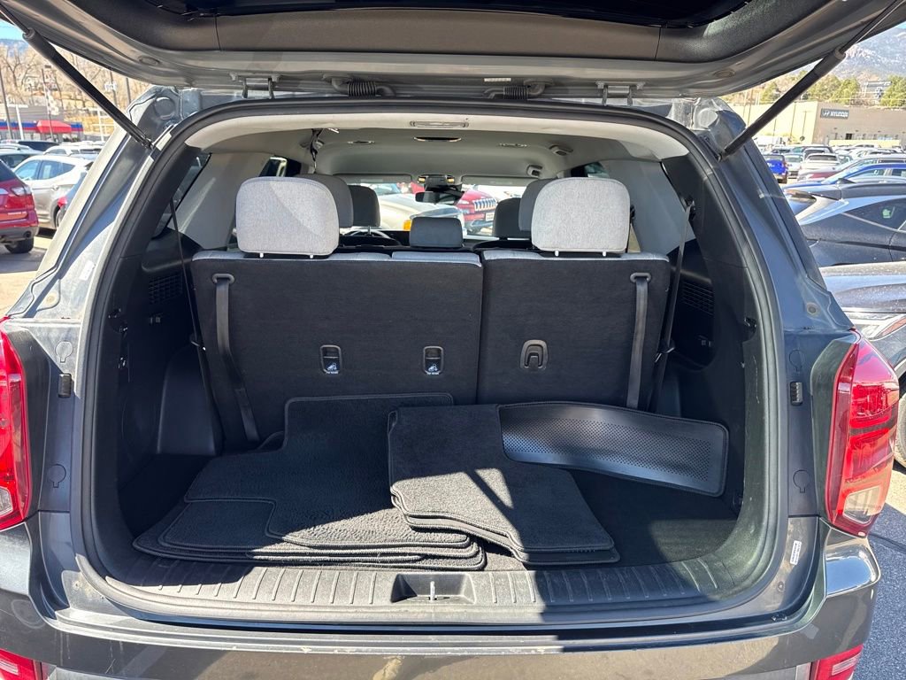 Used 2020 Hyundai Palisade SE AWD/4WD image 17