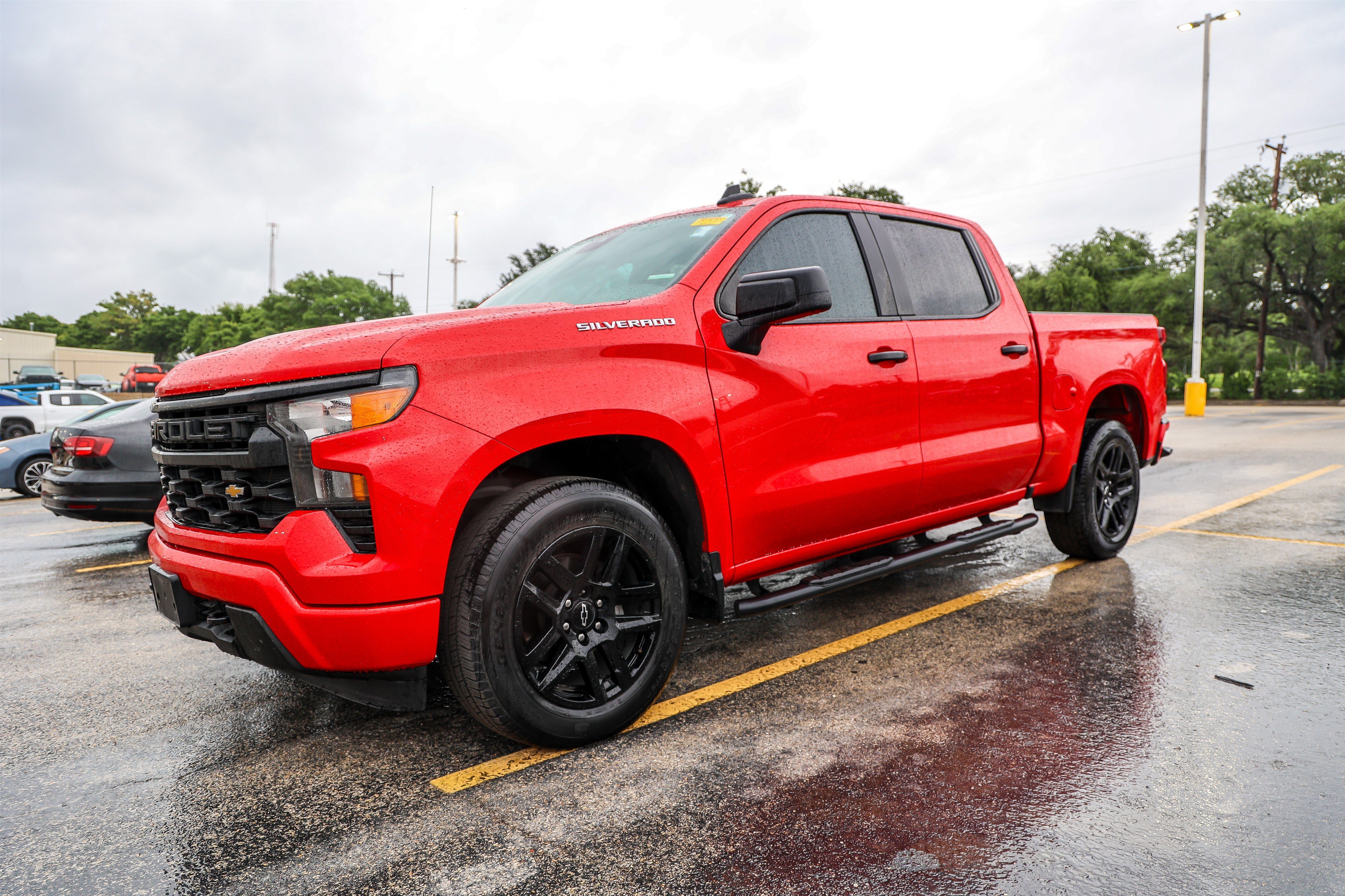 Used 2022 Chevrolet Silverado 1500 Custom RWD image 3