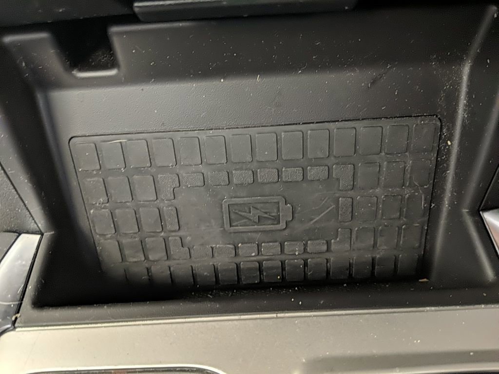 Used 2023 Ford Explorer Limited w/ Equipment Group 301A image 30