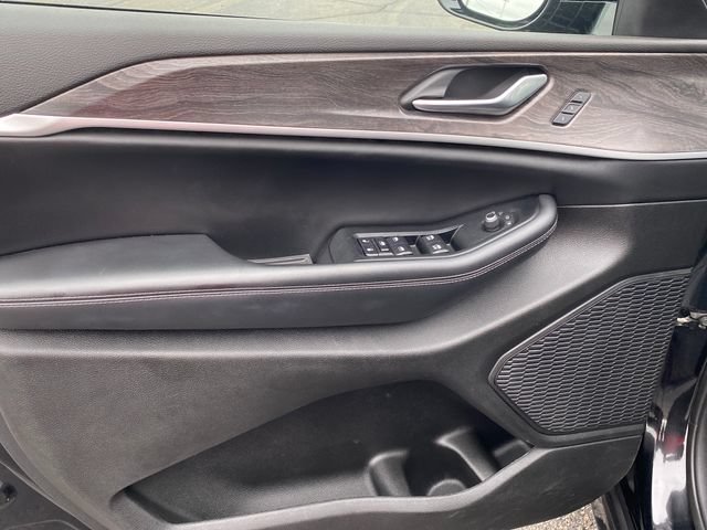 Used 2023 Jeep Grand Cherokee Limited AWD/4WD image 16