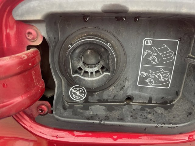 Used 2014 Chrysler 300 C image 7