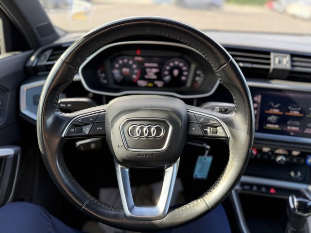 Used 2019 Audi Q3 2.0T Premium image 15