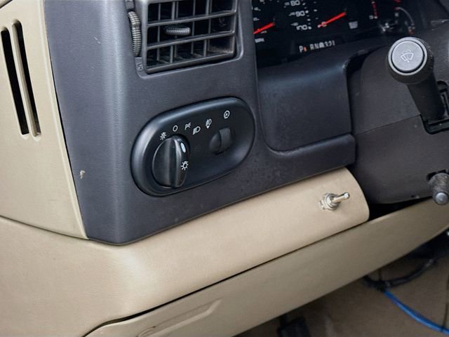 Used 2005 Ford Excursion Limited image 10