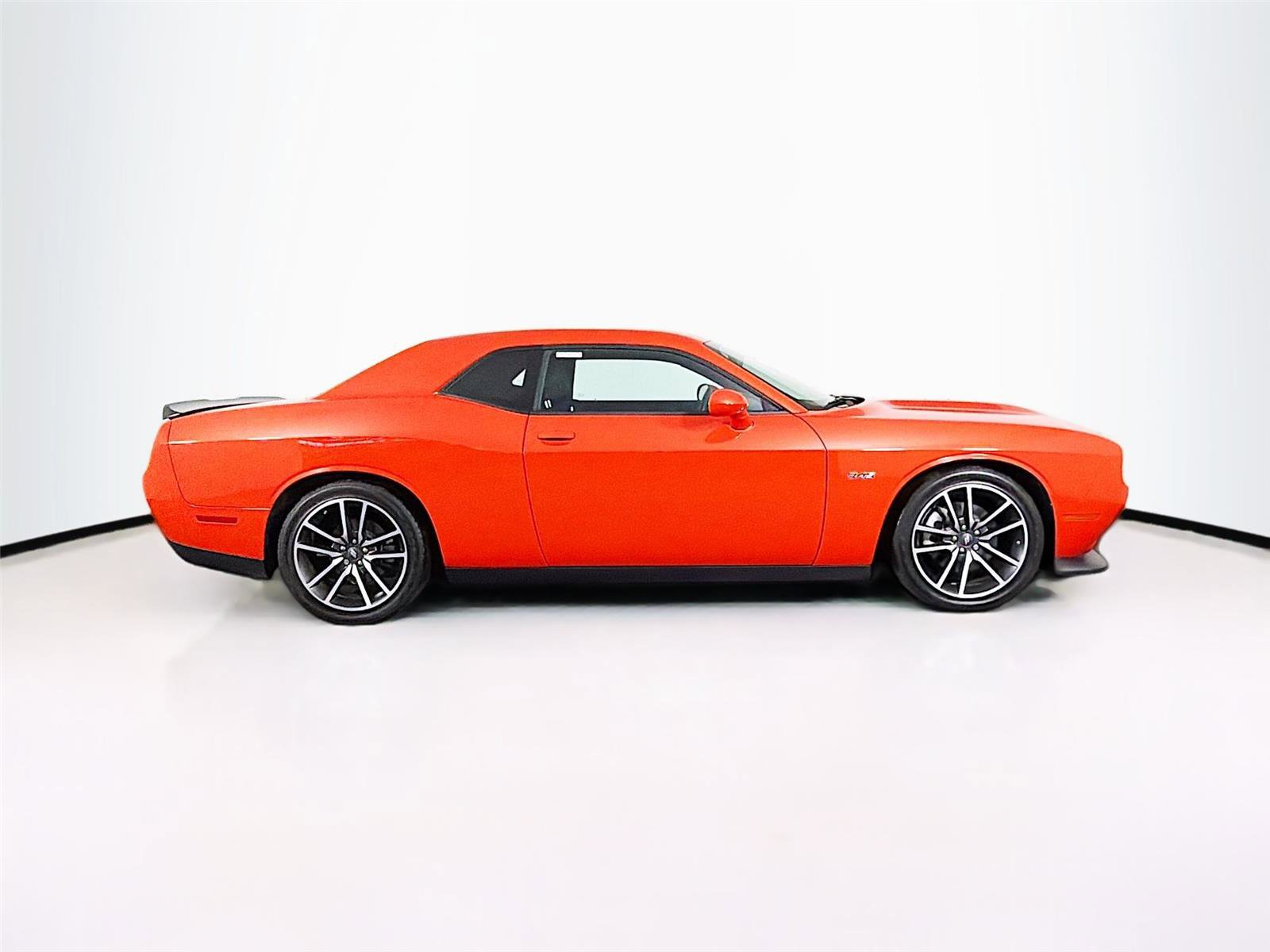 Used 2023 Dodge Challenger R/T image 8