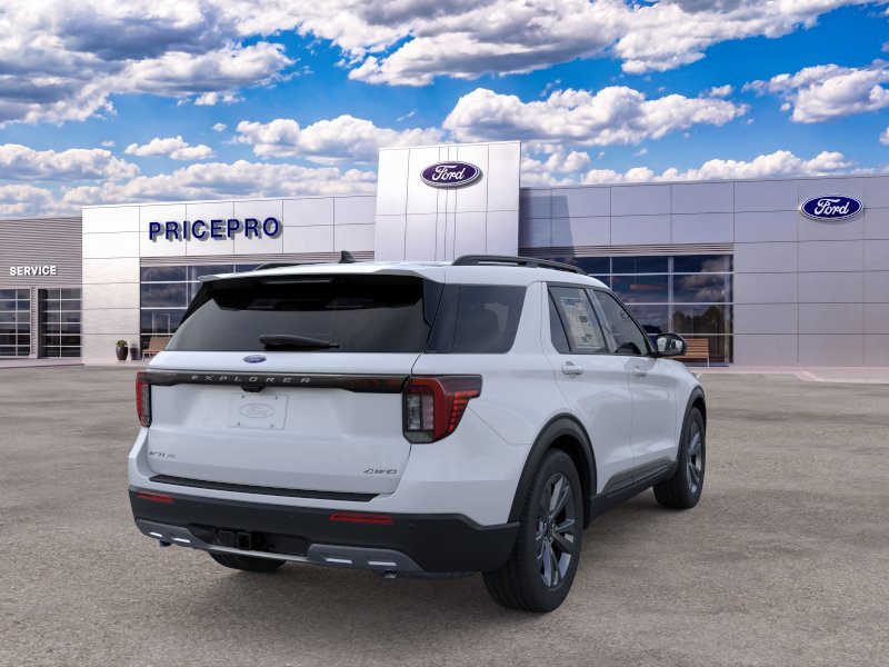 New 2026 Ford Explorer Active w/ Active Comfort Package AWD/4WD image 8