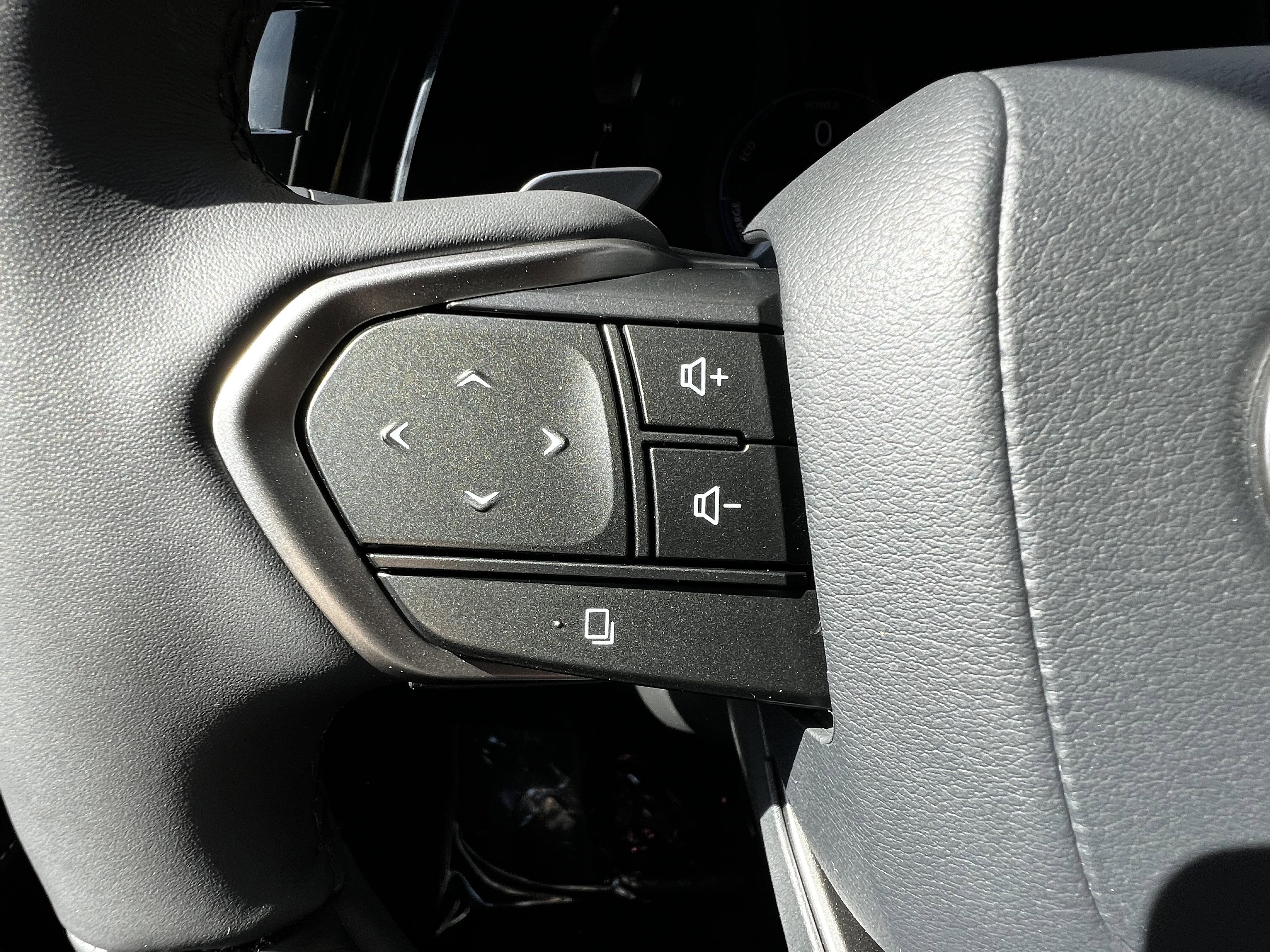 Used 2024 Lexus RX 350 350h Luxury image 18