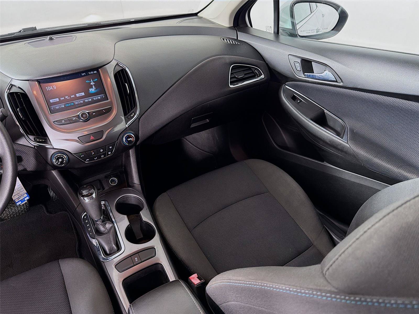 Used 2016 Chevrolet Cruze LT FWD image 25