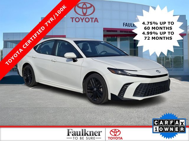 Certified 2025 Toyota Camry SE FWD image 1