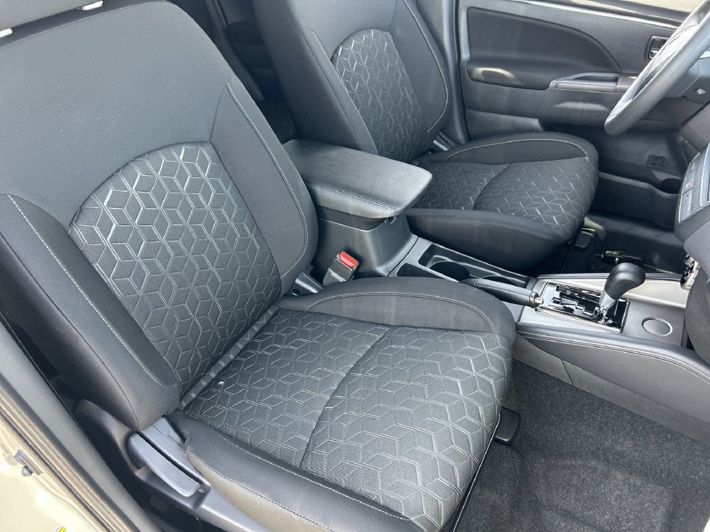 New 2027 Mitsubishi Outlander Sport FWD image 20