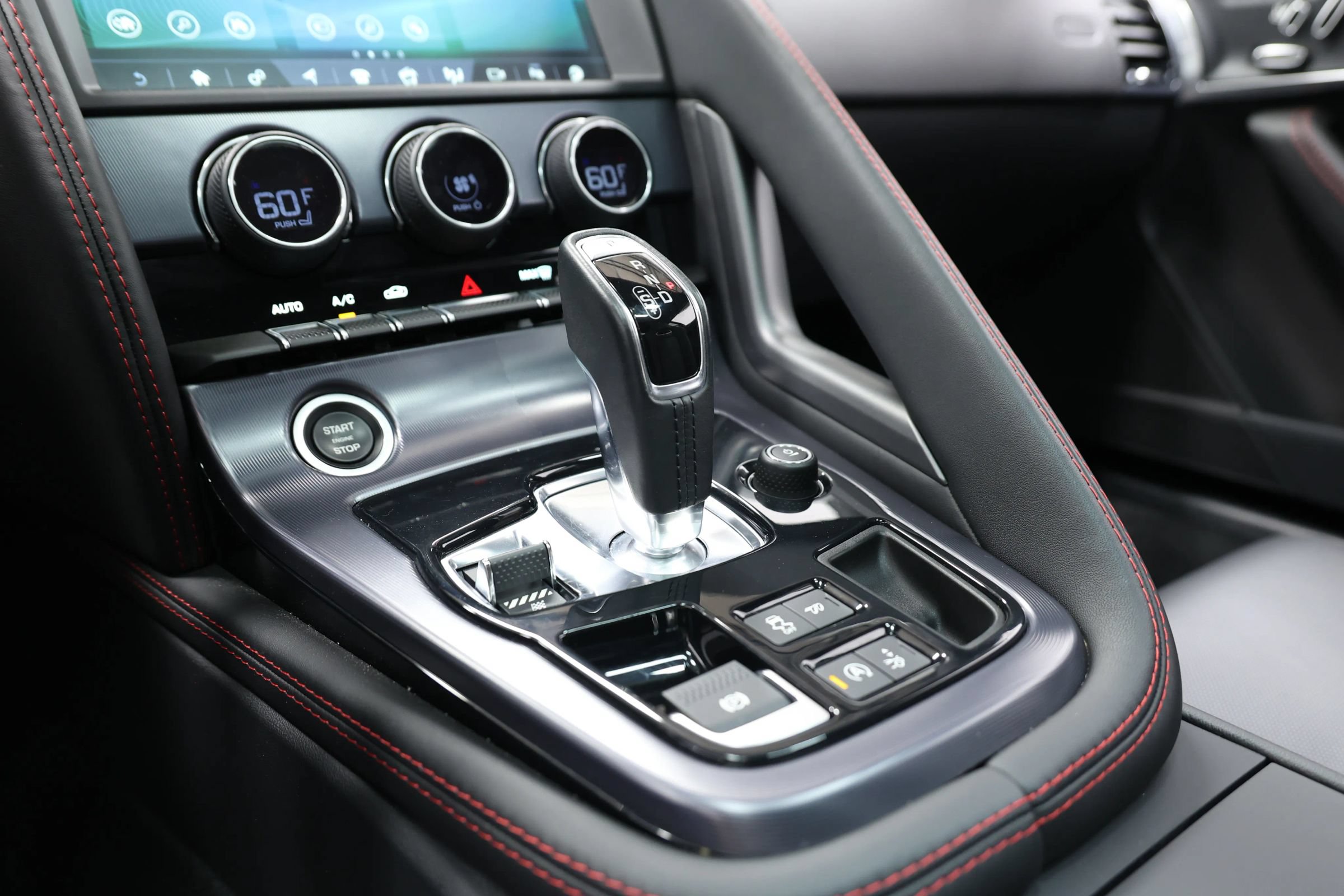 Used 2021 Jaguar F-TYPE R AWD/4WD image 46