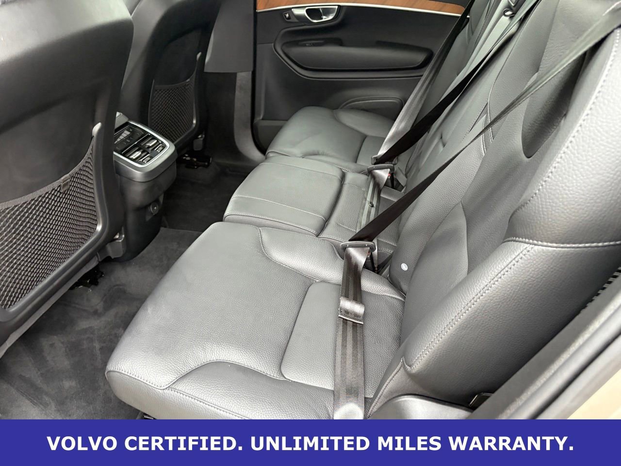 Certified 2024 Volvo XC90 B6 Plus w/ Protection Package Premier AWD/4WD image 32