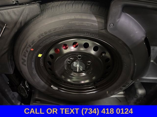 Used 2022 Jeep Grand Cherokee Summit w/ Luxury Tech Group V AWD/4WD image 11