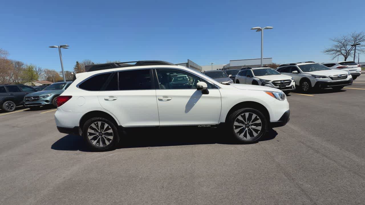 Used 2017 Subaru Outback 2.5i Limited AWD/4WD image 9