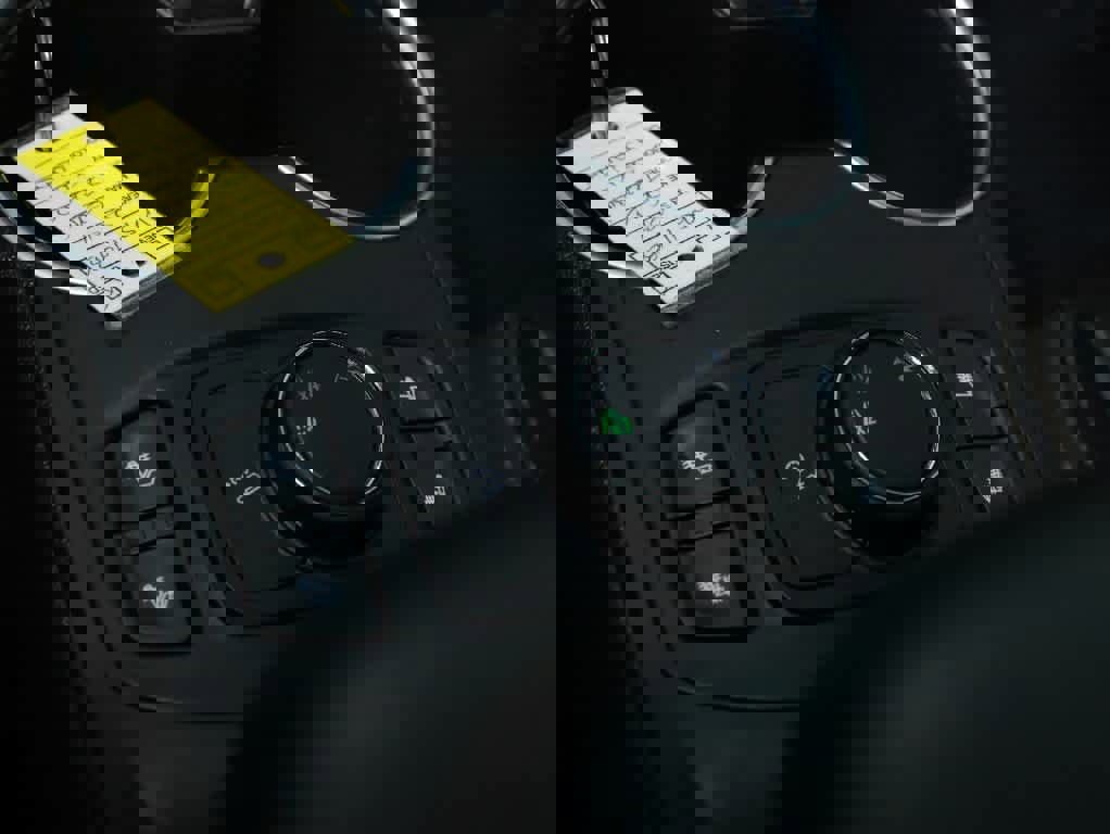 Used 2019 GMC Terrain SLT w/ Preferred Package image 27