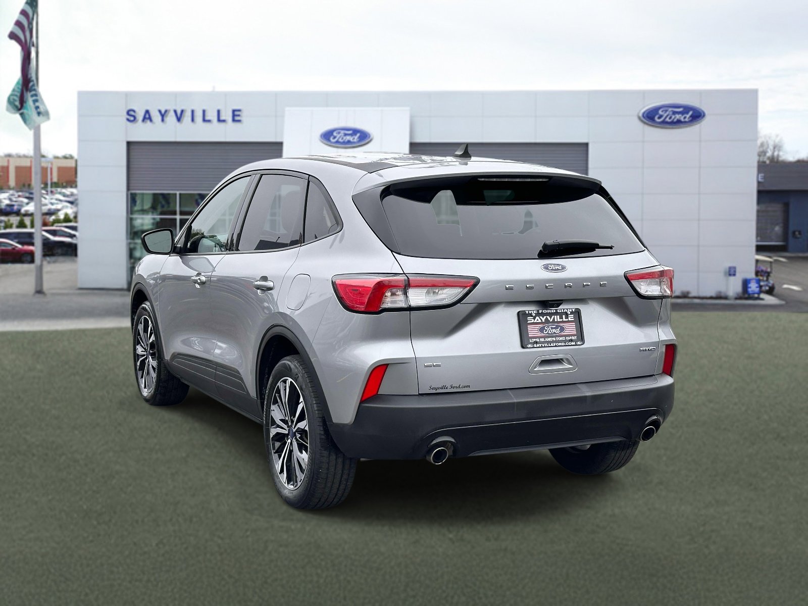 Certified 2022 Ford Escape SE w/ SE Sport Appearance Package AWD/4WD image 4