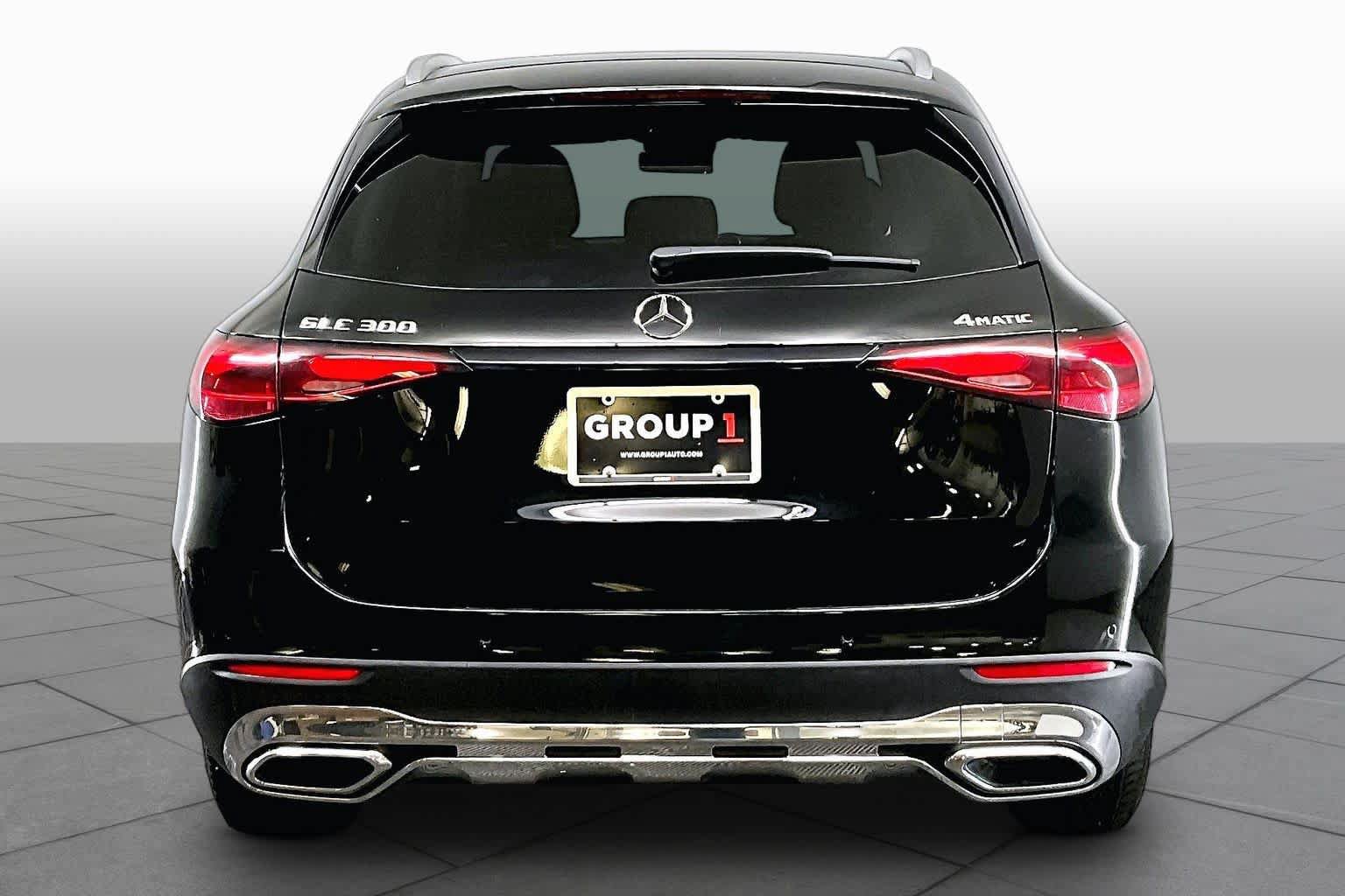 Used 2023 Mercedes-Benz GLC 300 4MATIC image 9