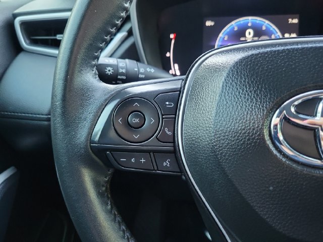 Used 2025 Toyota Corolla Cross XLE w/ Convenience Package FWD image 15