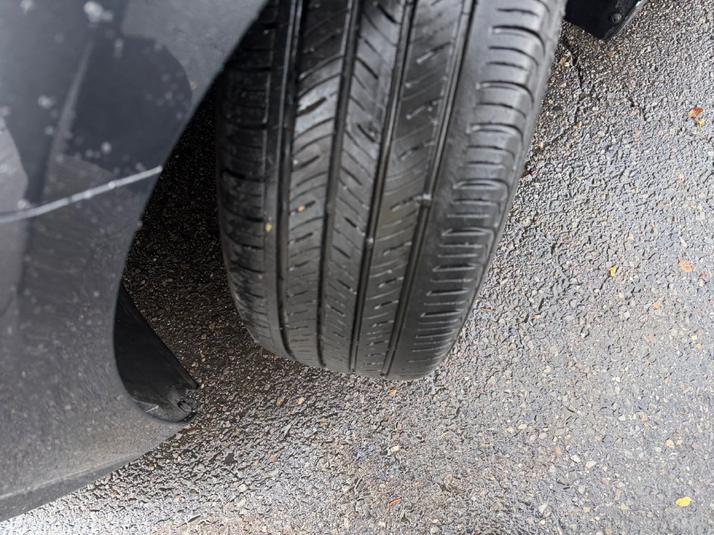Used 2024 Kia Forte LXS FWD image 30