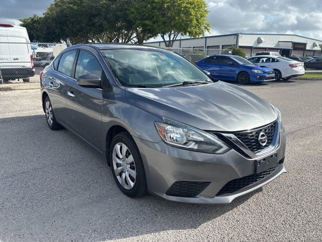 Used 2017 Nissan Sentra SV FWD image 3