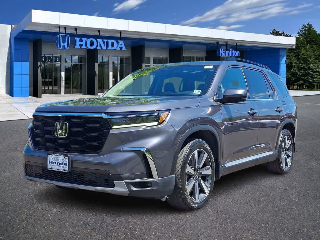 Used 2023 Honda Pilot Elite image 1