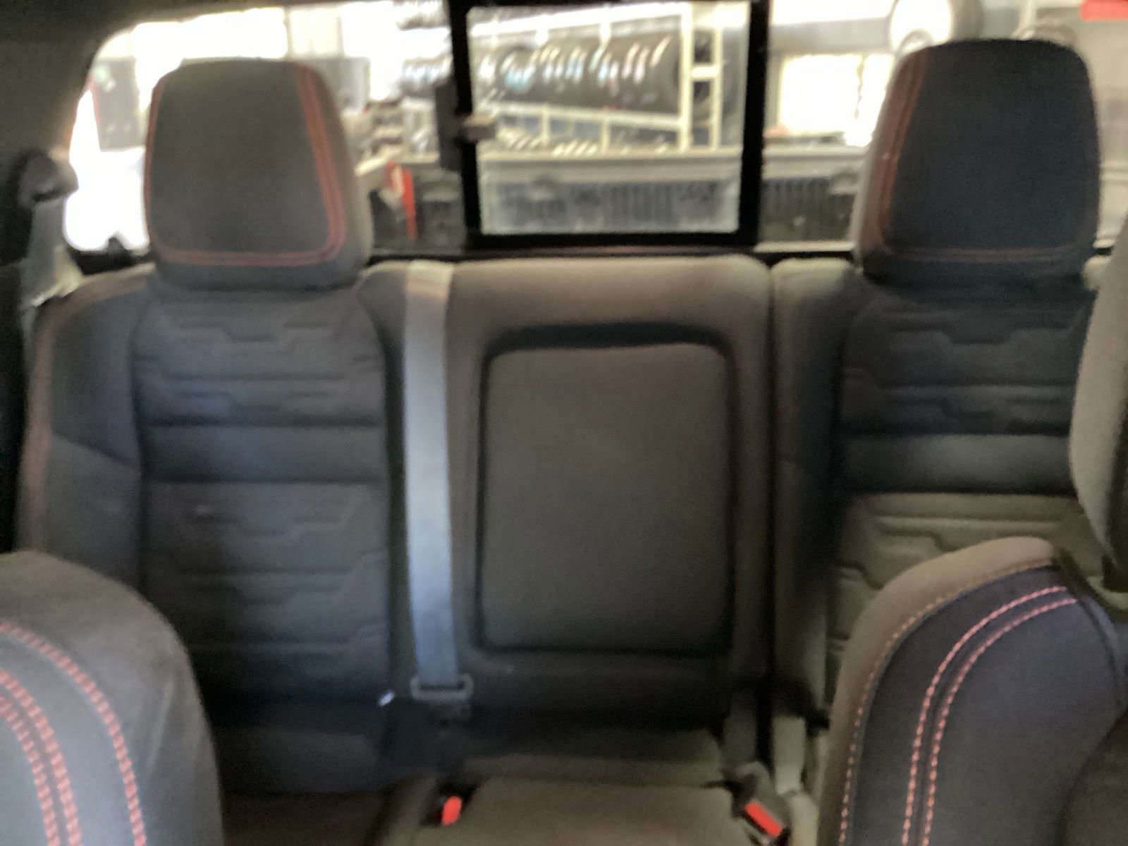 Used 2025 Nissan Frontier PRO-4X AWD/4WD image 18