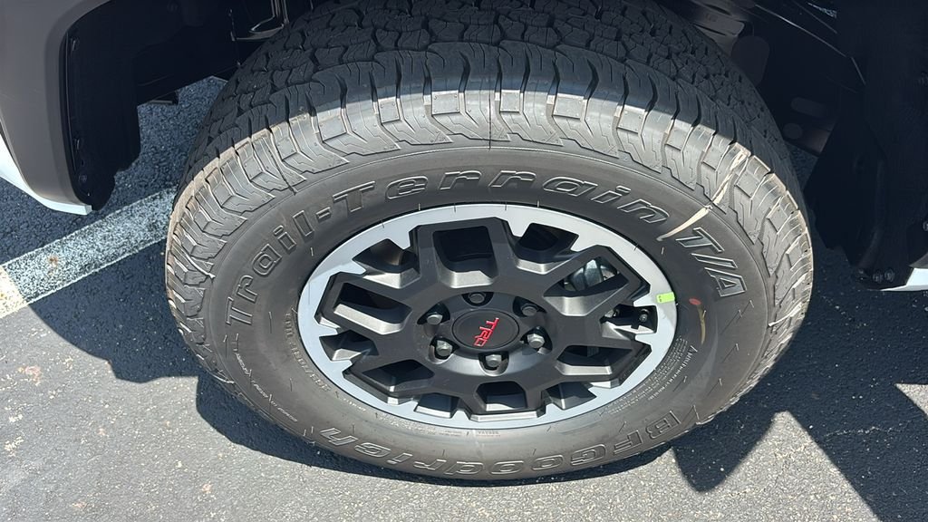 New 2026 Toyota Tacoma TRD Off-Road AWD/4WD image 31