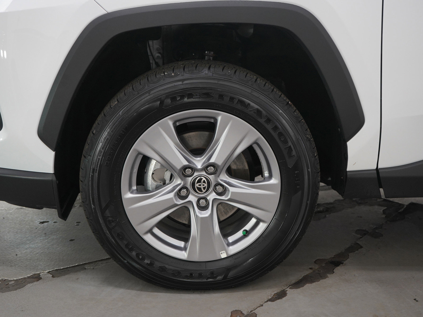 Used 2025 Toyota RAV4 XLE w/ Convenience Package AWD/4WD image 31