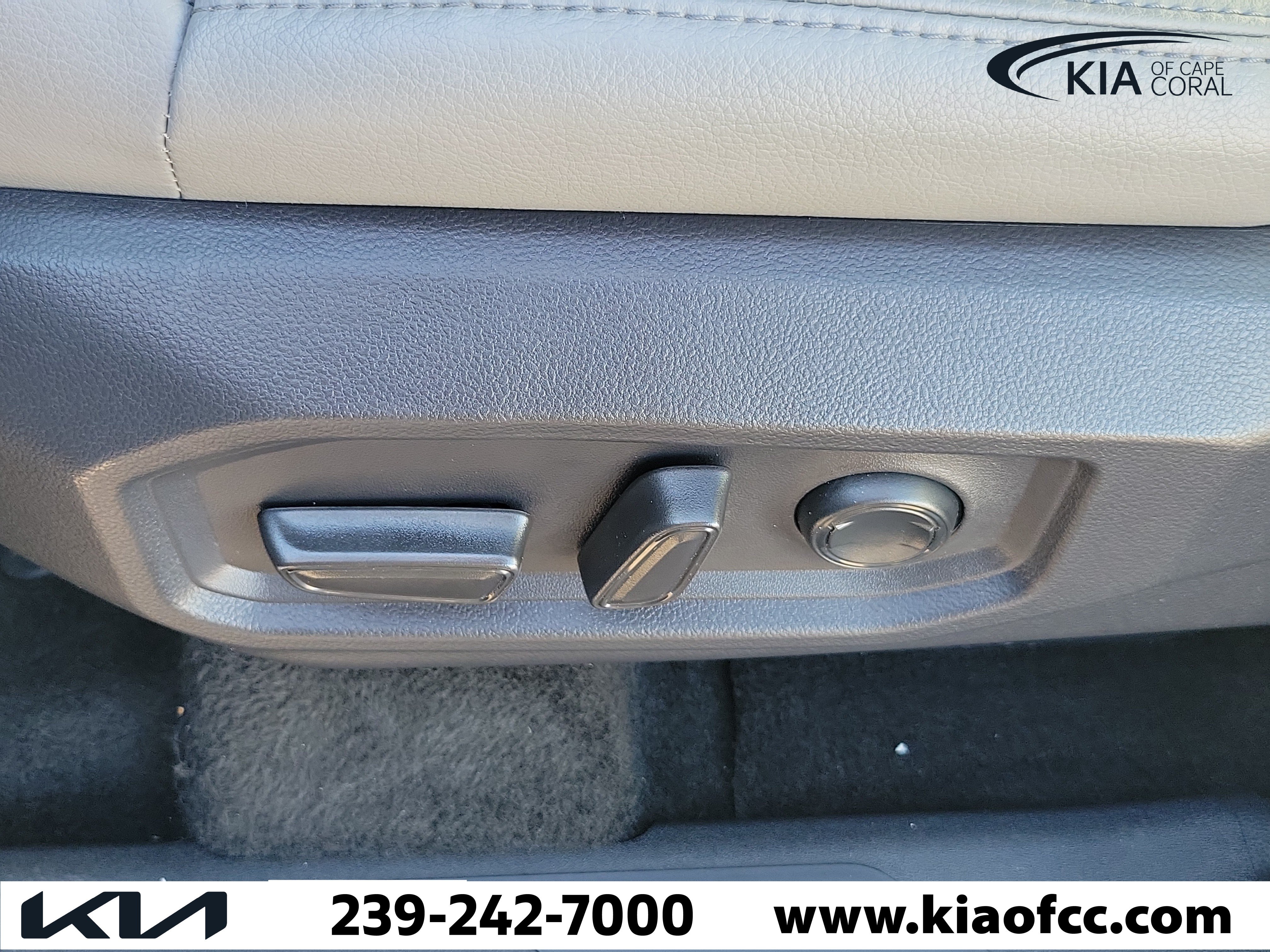 Used 2023 Toyota Tundra Limited RWD image 22