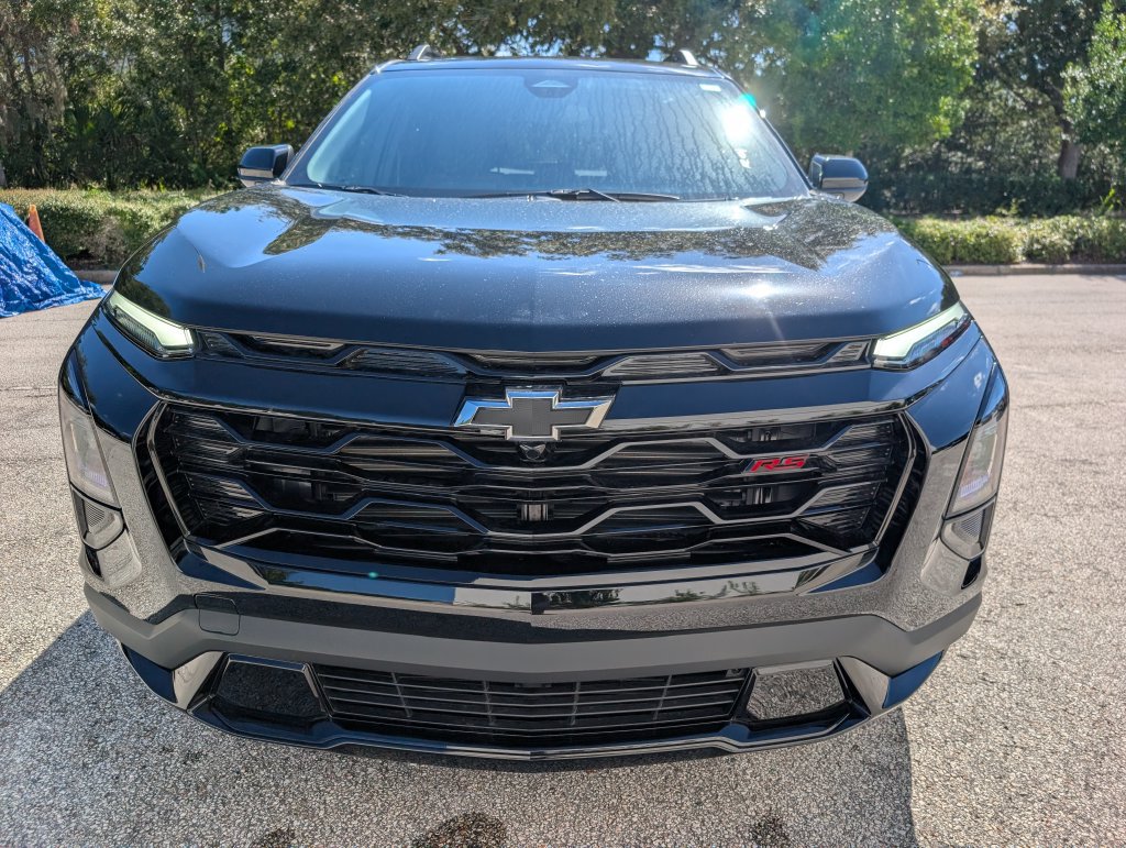 New 2027 Chevrolet Equinox RS FWD image 2