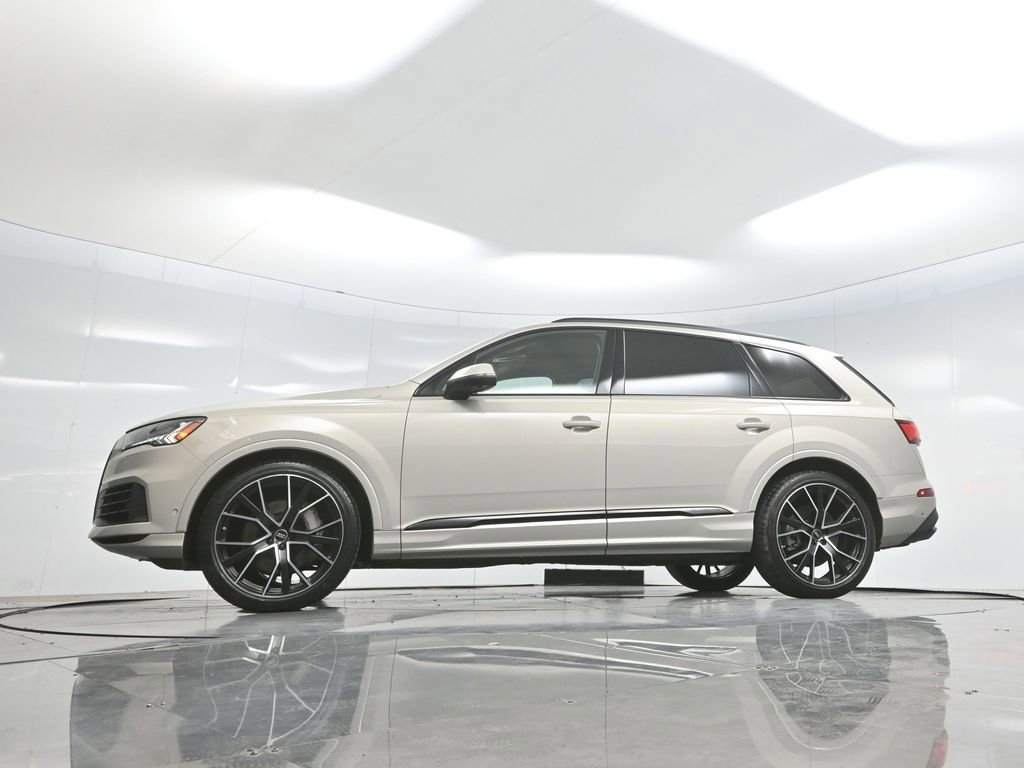Used 2023 Audi Q7 3.0T Prestige w/ Prestige Package image 7