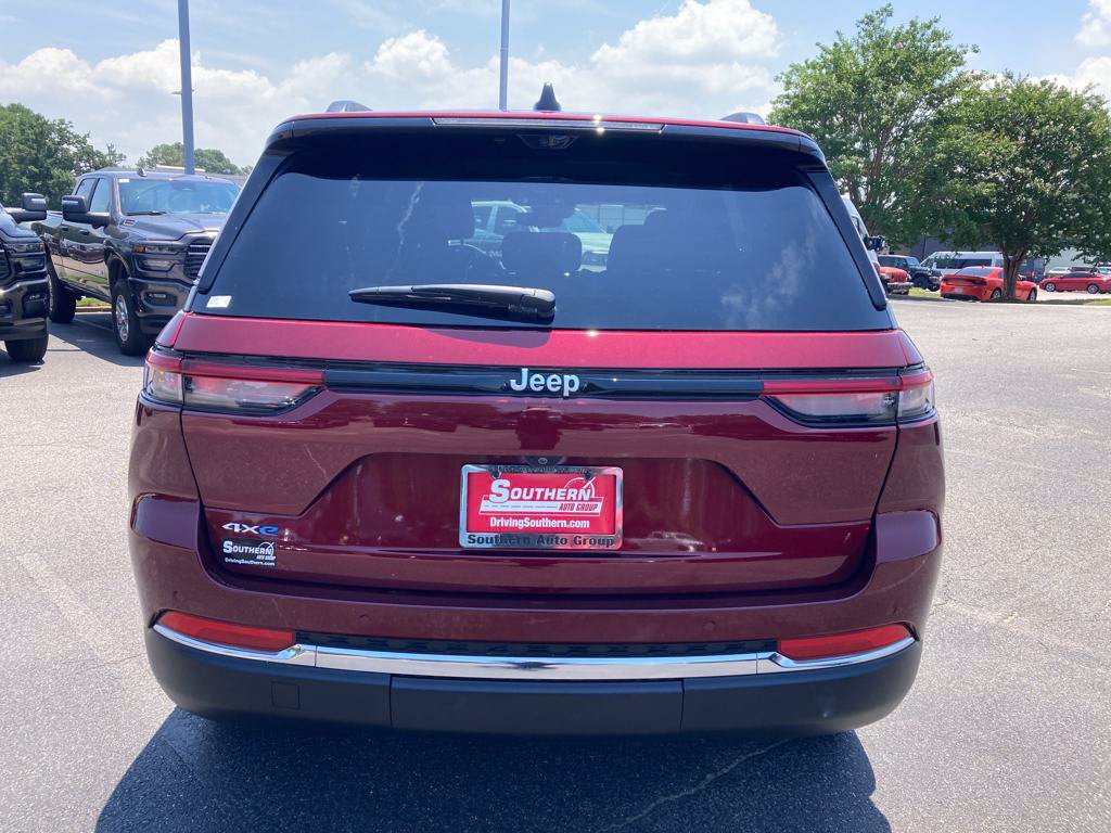 New 2024 Jeep Grand Cherokee Limited 4xe w/ Luxury Tech Group II AWD/4WD image 4