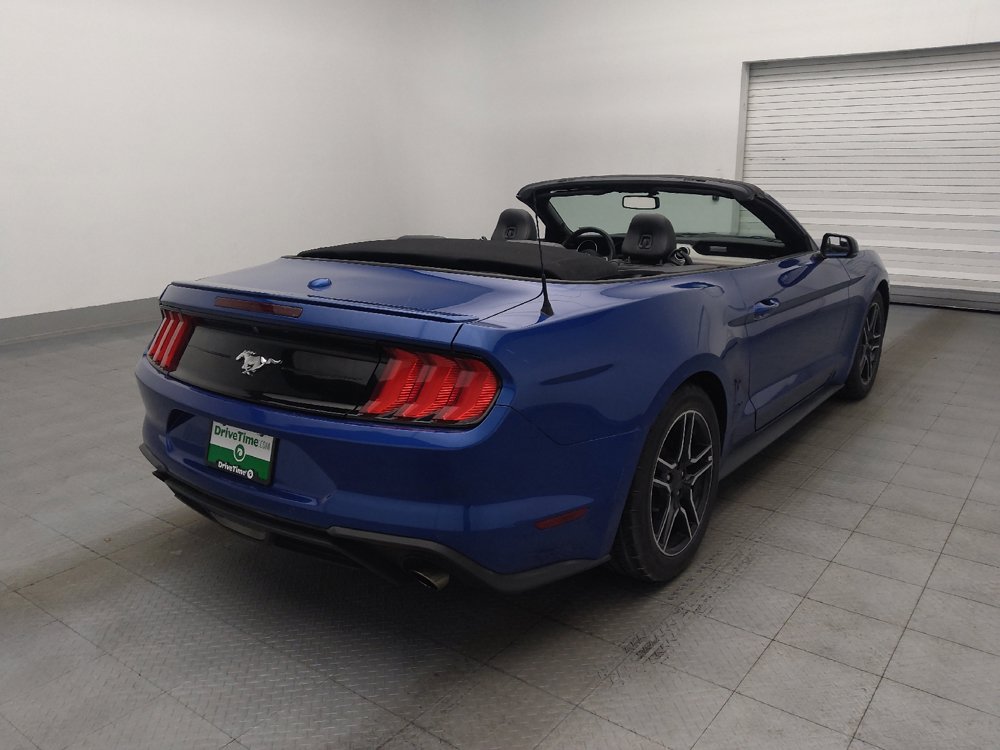 Used 2018 Ford Mustang Premium RWD image 9