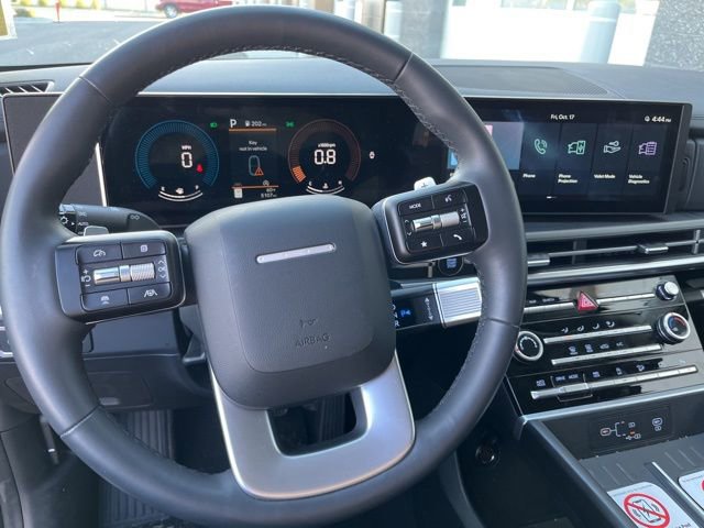 Used 2025 Hyundai Santa Fe SE image 23