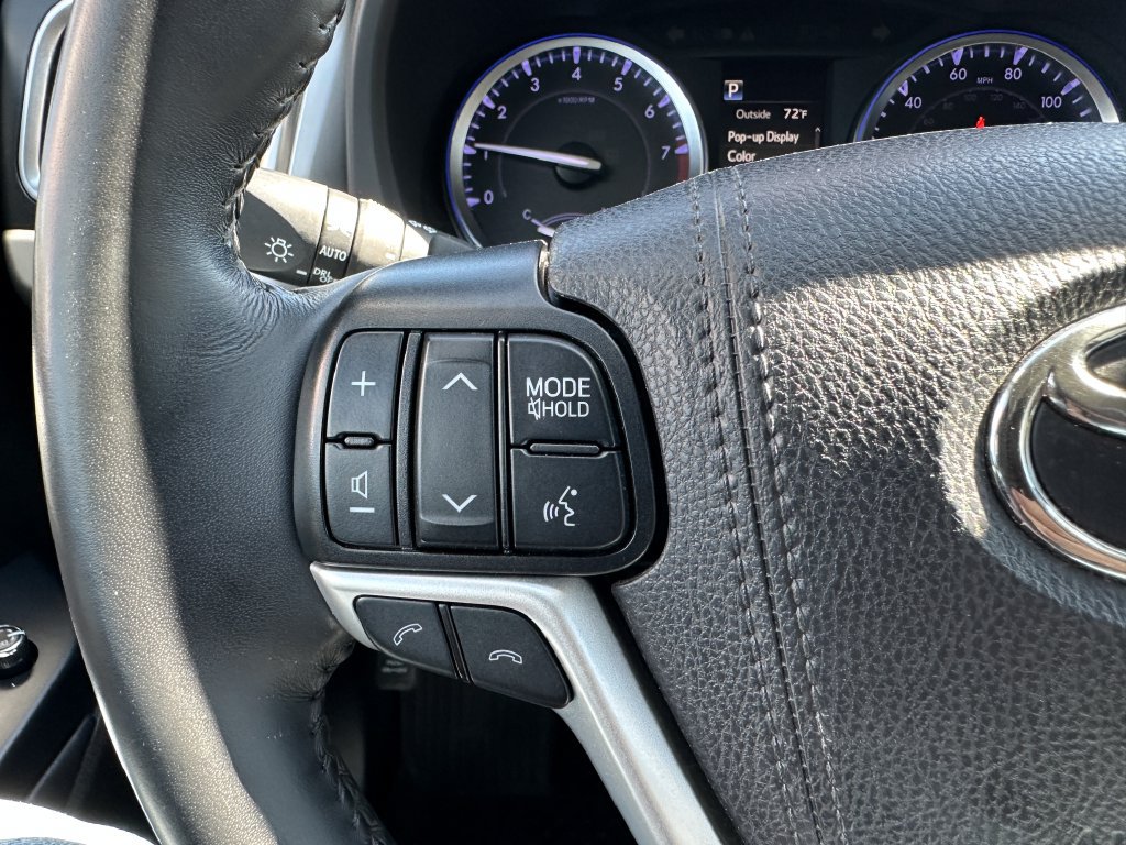 Used 2019 Toyota Highlander XLE FWD image 9